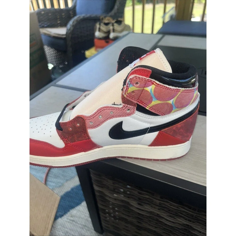 Size 7 - Jordan 1 Retro OG x Marvel High Next Chapter